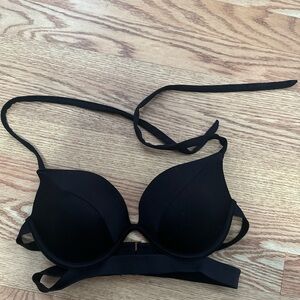 Victoria’s Secret Wonder Bra Bikini -TOP ONLY-34C***